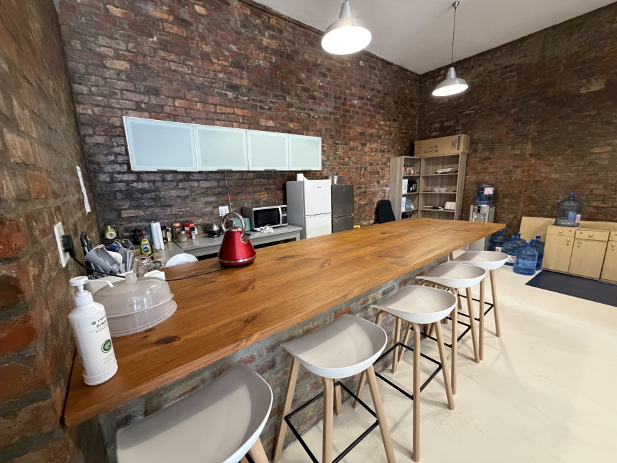 To Let Commercial Property for Rent in Woodstock Western Cape